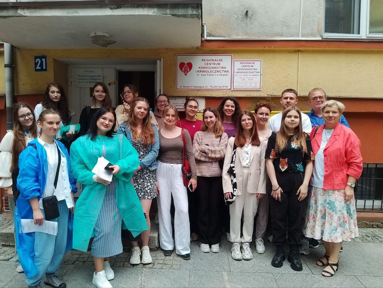 Wizyta studentów w Regionalnym Centrum Krwiodawstwa i Krwiolecznictwa im. Jana Pawła II w Słupsku w ramach Dnia Nauki i Sportu